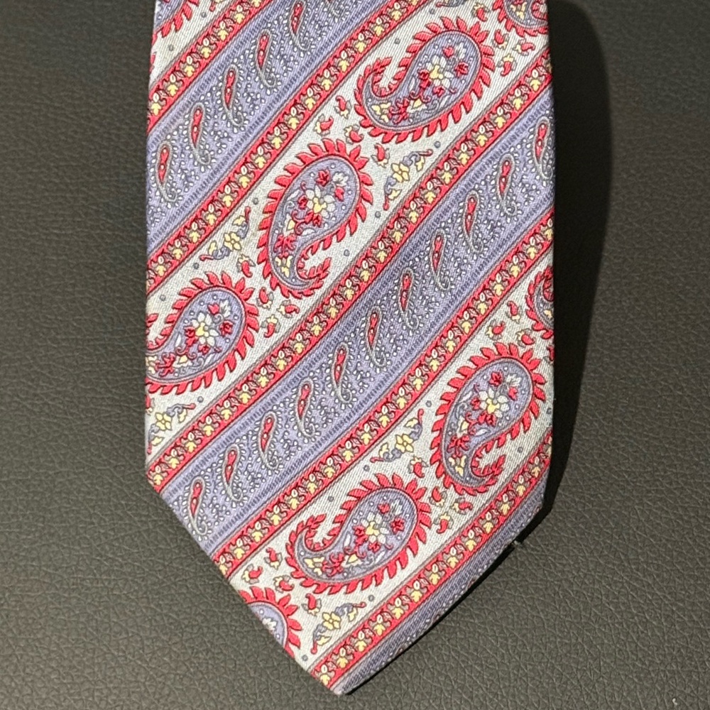 GIVENCHY MONSIEUR GEOMETRIC MULTI COLOR SILK MENS Neck Tie W:3 1/4 BY L:59